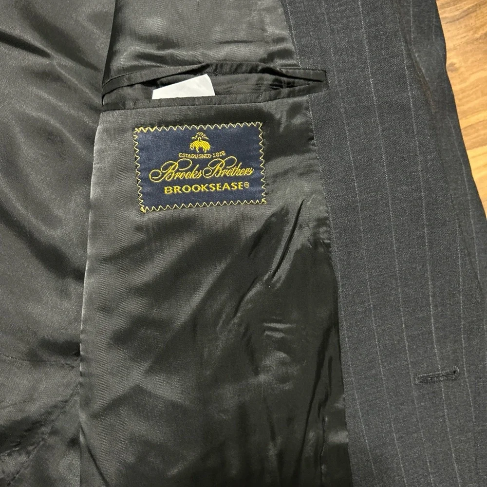 Vintage Brooks Brothers Brooksease Charcoal Gray Pinstripe Wool Blazer 46R